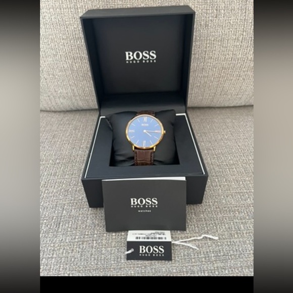 Hugo  Boss brown leather watch - Picture 8 of 14